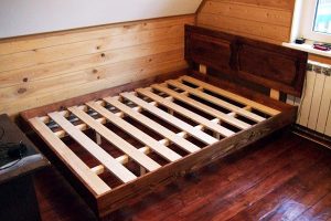 Ремонт деревянных кроватей в Новомосковске